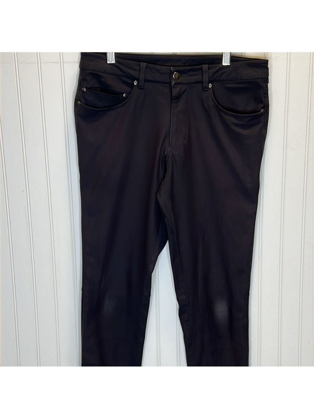 Lululemon Dark Grey Mens Pants Size 31